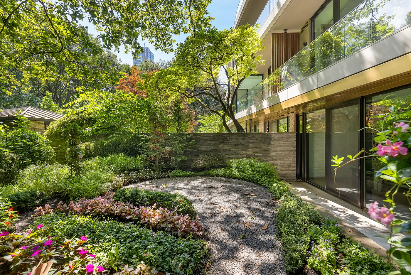 No. 7 Dale Private Park