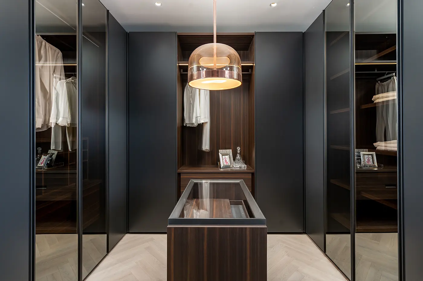 No. 7 Dale residences